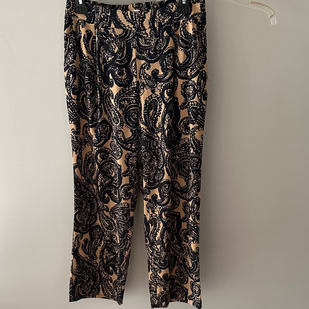 Jaclyn Smith Black and Tan Paisley Pantsuit